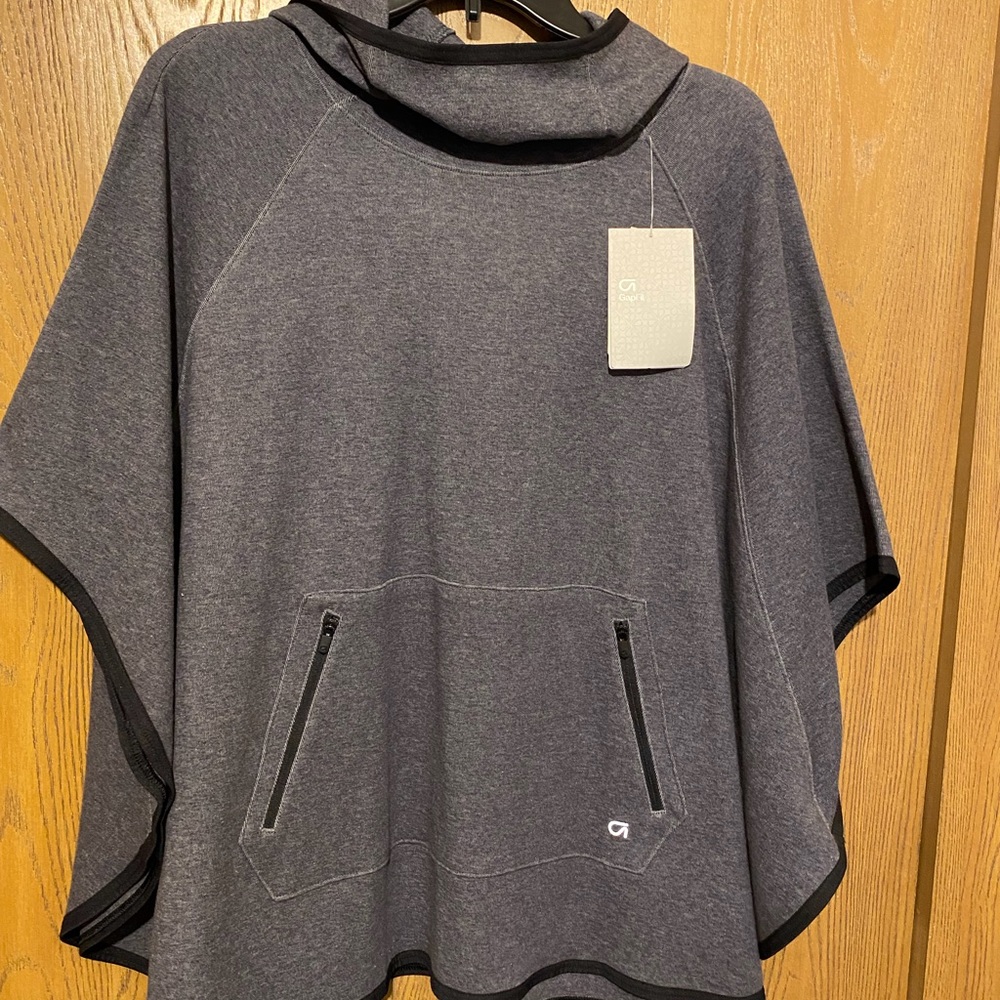Gap Poncho
